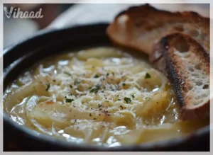 Zwiebelsuppe französische Art