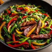 Bärlauch-Rindfleisch-Pfanne