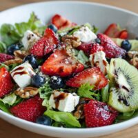 Frucht- und Salat-Medley