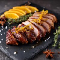 Gebratene Entenbrust mit Weihnachtsgewürzen