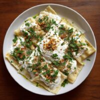 Maultaschen mit Joghurt