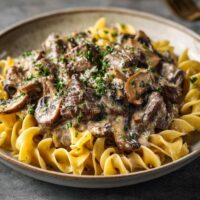 Rindfleisch Stroganoff