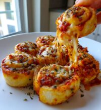 pizzabrötchen food with love
