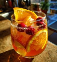 festive thanksgiving drinks