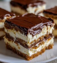 no bake chocolate eclair cake
