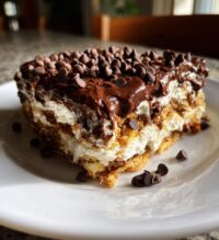 no bake chocolate eclair icebox cake