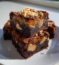 perfect snickers brownies