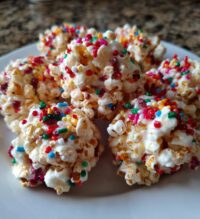 christmas popcorn balls