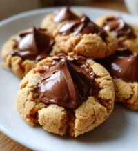 peanut butter cookies with kisses