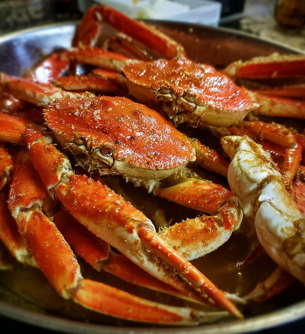 steaming frozen crab legs in pot