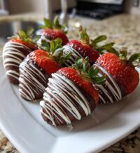 valentines day chocolate covered strawberries